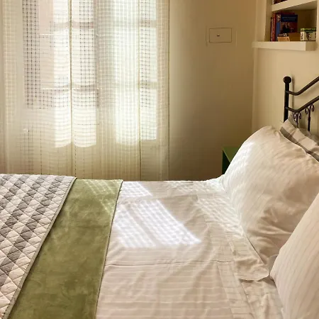 San Francesco לינה וארוחת בוקר 4*